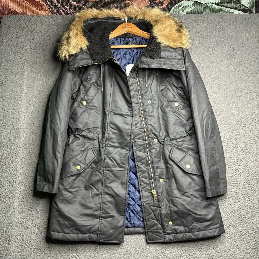 J.Crew Perfect Winter Parka Eco Friendly Primaloft Women Small Black Fur Hood